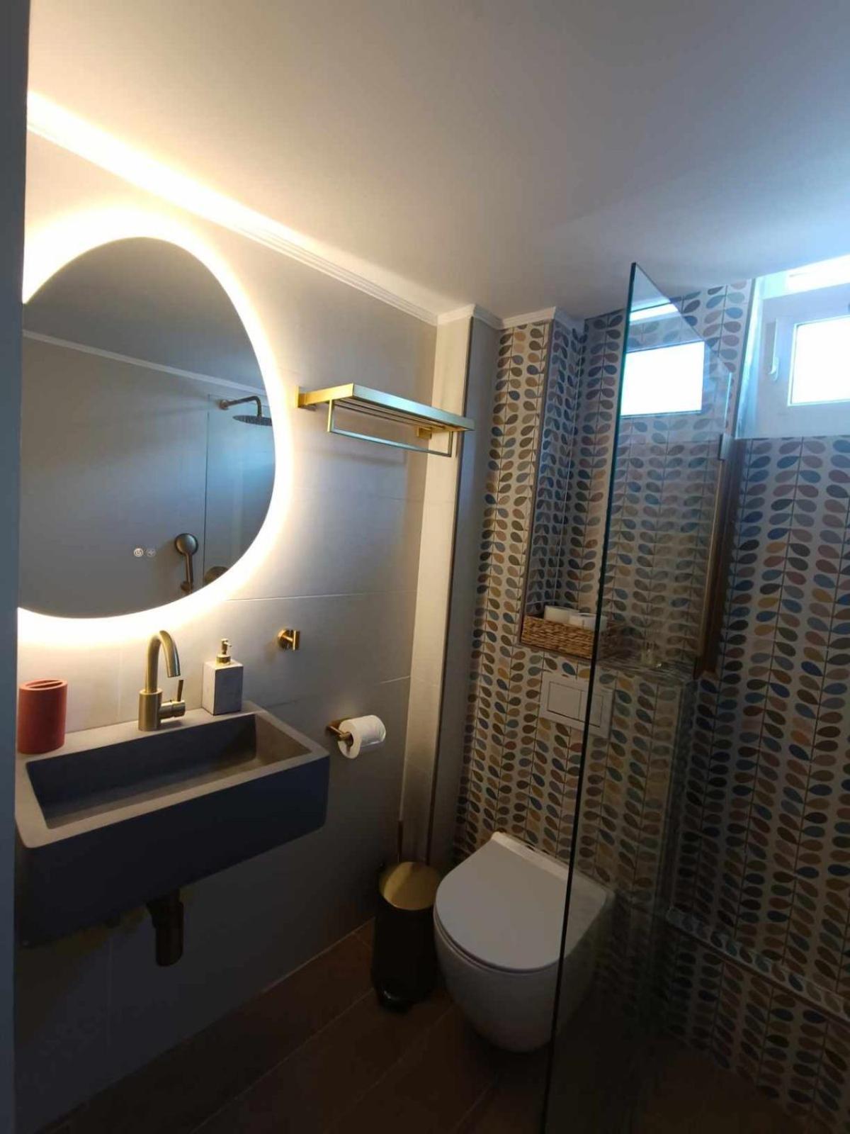 Thouria Agora Suites 1 칼라마타 외부 사진